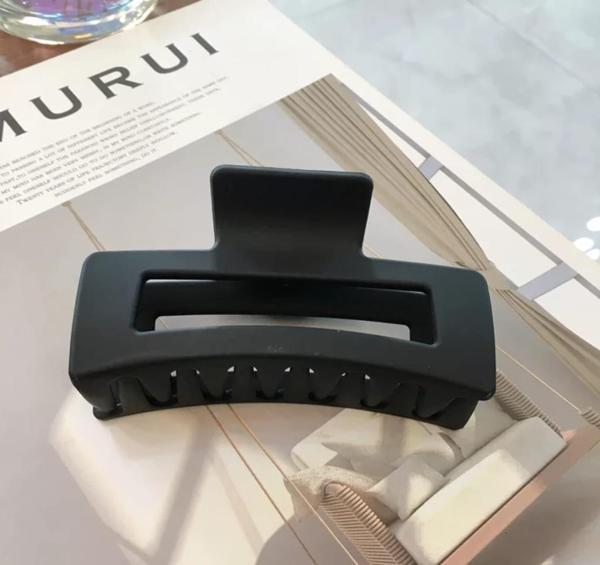 Mandal Toka İthal Ürün Büyük Boy 10 cm Mat Siyah Saç Tokası  - Image 1