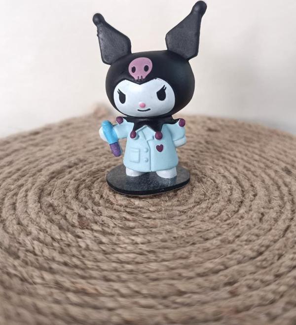 Mini Figür Sanrio Kuromi Karakter Figür Oyuncak 15529 - Image 1