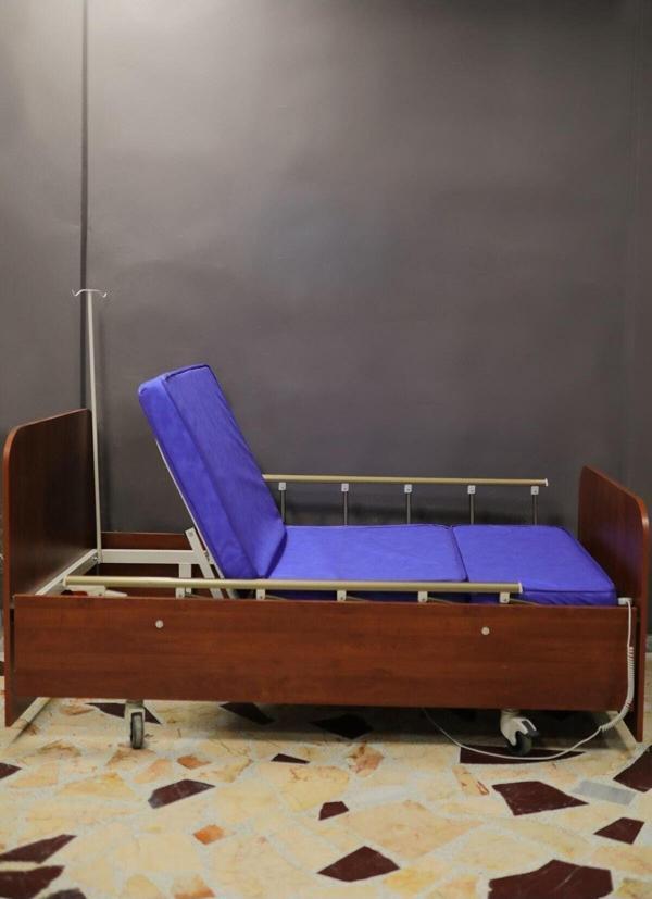 Duru Hasta Yatakları 2 Motorlu Ahşap Hasta Yatağı - Image 1