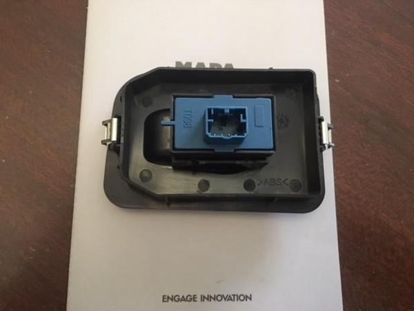 CAM AÇMA DÜĞMESİ PEUGEOT CİTROEN BİPPER  NEMO ÖN SAG - 6490.H0 - Image 1