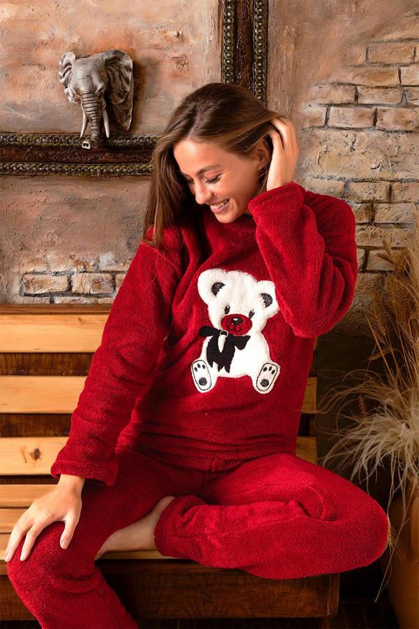 Nisanca Tam Peluş Kışlık Kadın Pijama Takımı- Polar Yılbaşı Pijaması  - Image 1