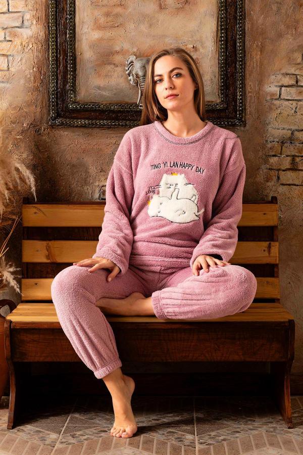 Nisanca Tam Peluş Kışlık Kadın Pijama Takımı- Polar Yılbaşı Pijaması  - Image 1