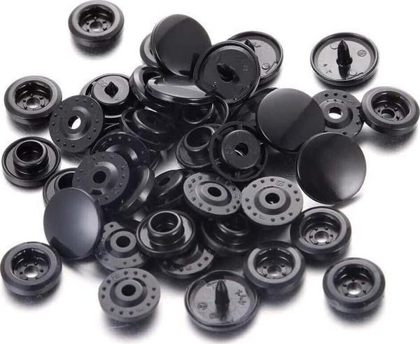 İşkur Makina Plastik Siyah Çıt Çıt Düğme 200 Set 12.5Mm - Image 1