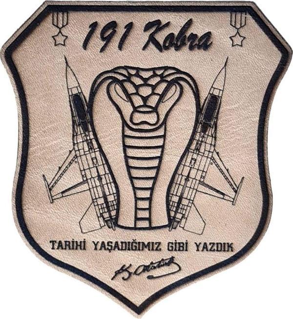 191 FİLO TARİHİ YAŞADIĞIMIZ GİBİ YAZDIK Deri PEÇ - Arma - Askeri Patch - Image 1