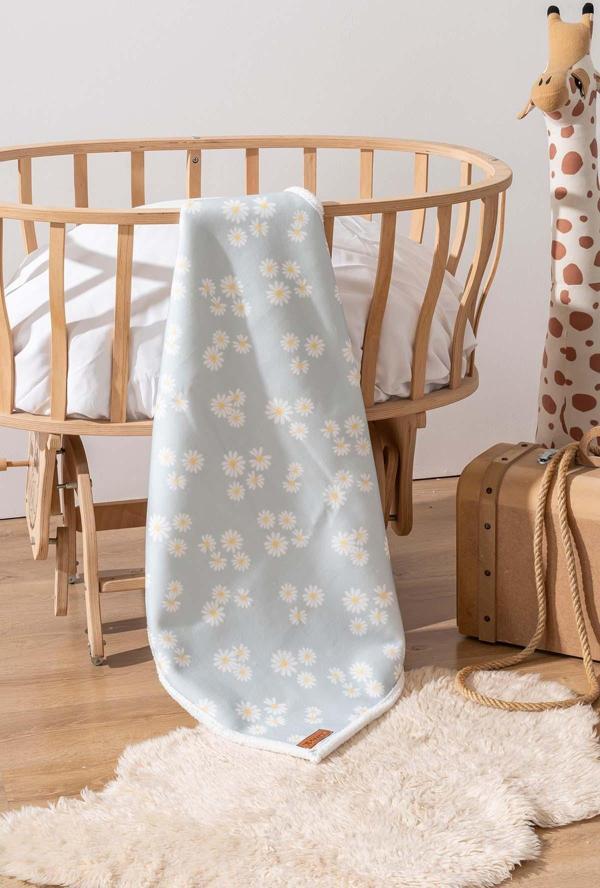 Rivaİstanbul Fluffy Bebek Battaniyesi 70x100 Cm Yeşil Papatya Desen - Image 1
