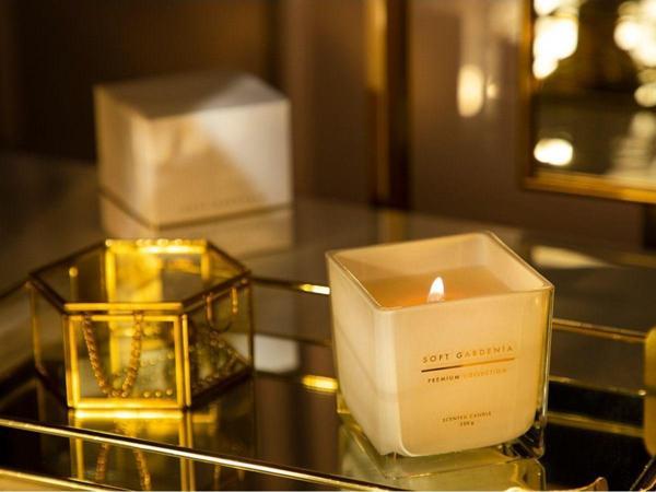 English Home Soft Gardenia Kokulu Mum 200 Gr - Image 1