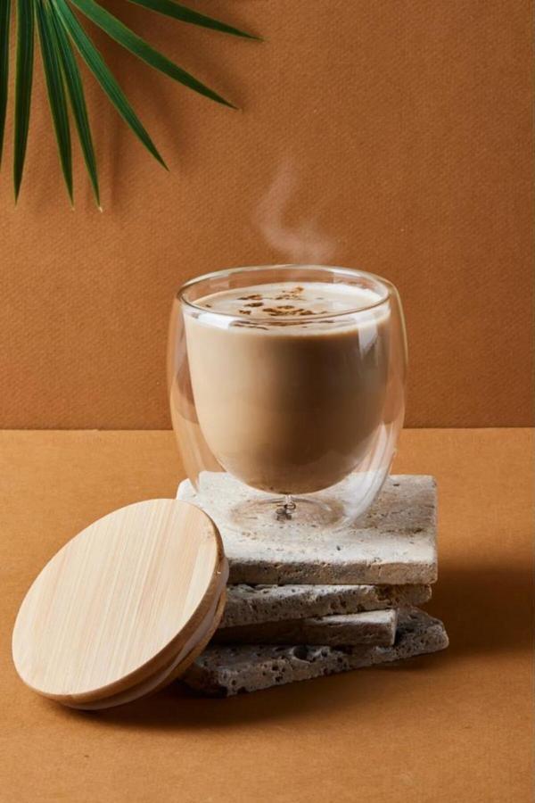 Perotti Çift Cidarlı Cam Bardak Kupa Bambu Kapaklı 250 Ml 12461 - Image 1