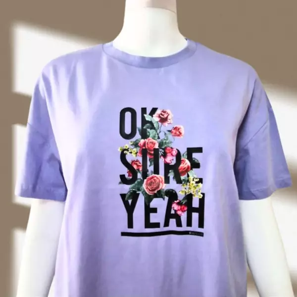 Latis  Lila Motto ve Çiçek Baskılı Tshirt - Image 1