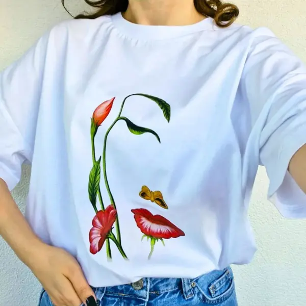 Latis Beyaz Pamuklu Çiçek Desenli Oversize Kısa Kollu T-shirt - Image 1