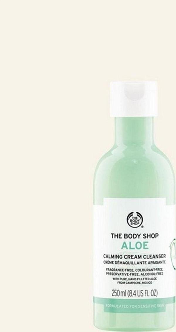 Nemlendirici Etkili Aloe Yüz Temizleyici 250 Ml - Image 1