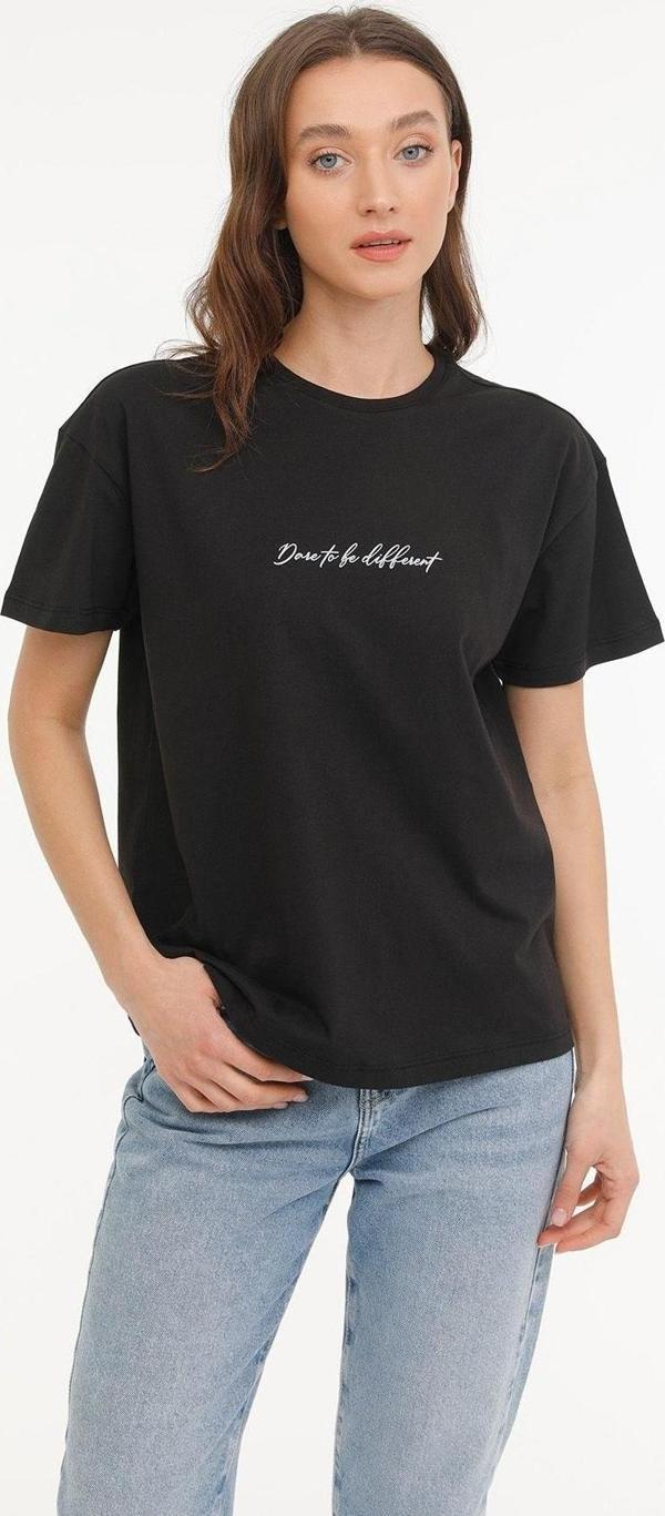 Kınetıx 4M,Wl Hestıa Kadın Sıyah T-Shırt Kısa Kol - Image 1