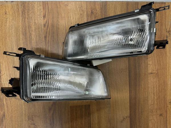 Opel Vectra A Sağ Sol Far Lambası 1993-1995 - Image 1