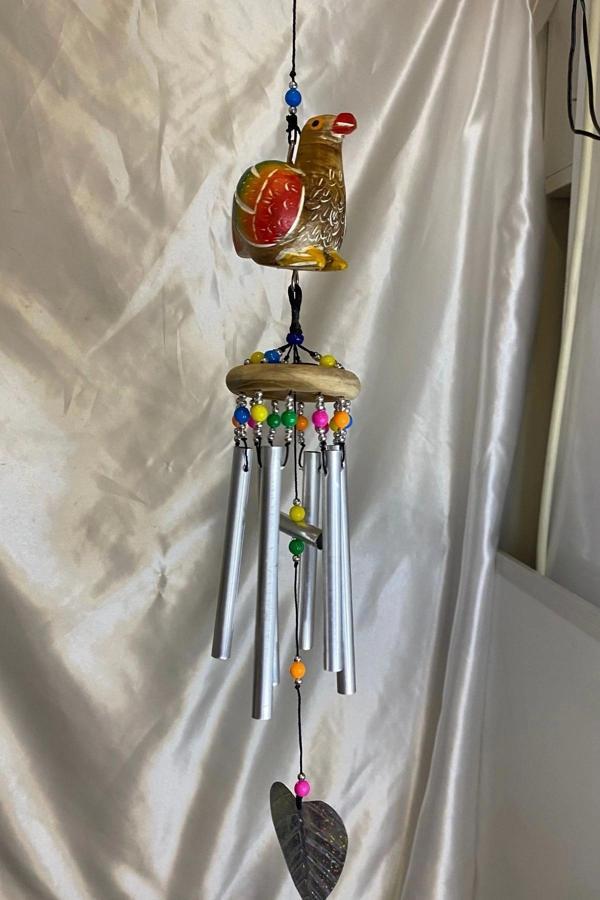 Deprem Çanı Zili Rüzgar Çanı Ahşap Ejderah Yılında Koruyucu Horoz Figürlü 6 Metal Borulu - Image 1