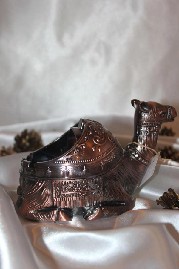 Küllük Metal Deve Figürlü Kül Tablası - Image 1