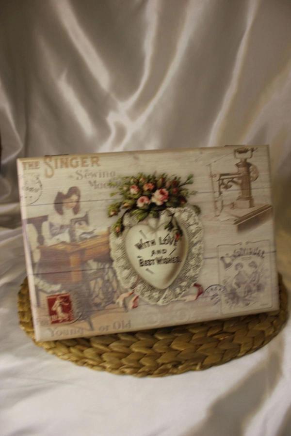 Mücevher Kutusu Dikiş Kutusu Whit Love - Image 1