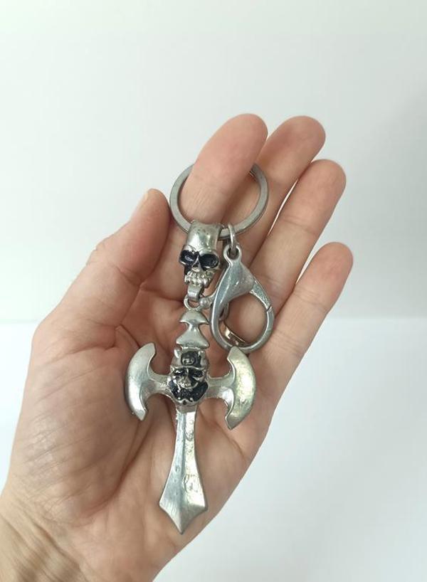 Anahtarlık Kuru Kafa Haç Metal Anahtarlık Araba Anahtar Süsü Çanta Cüzdan Aksesuar  - Image 1