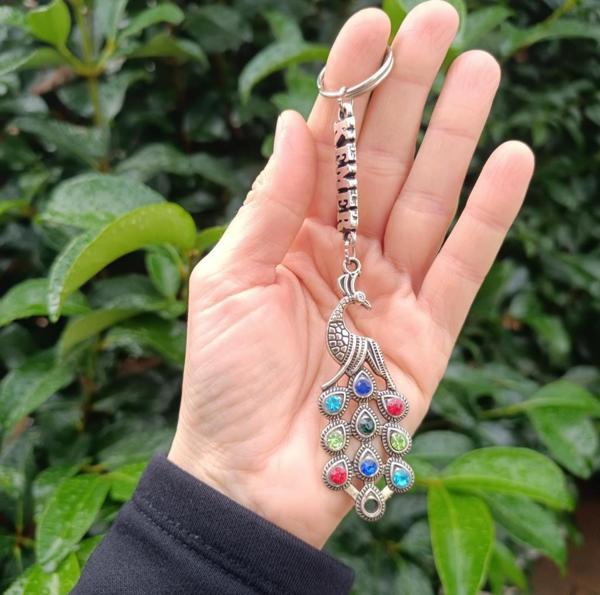 Anahtarlık Tavus Kuşu Yüzük Kötü Göz Kovucu Nazar Boncuklu Araba Çanta Cüzdan Süsü - Image 1