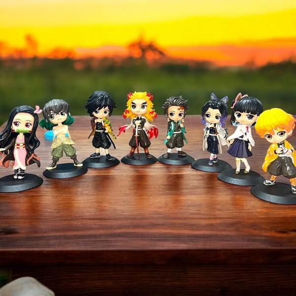 VIP  DEMON SLAYER 8'Lİ  KARAKTER SET ANİME SET 13 CM DEMON SLAYER OYUNCAKLARI DEMON SLAYER BİBLO SET - Image 1
