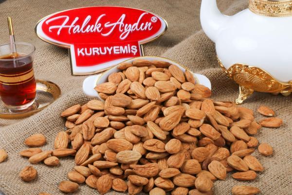 Haluk Aydın Kuruyemiş Yerli Çiğ Badem İçi 500 Gr - Image 1