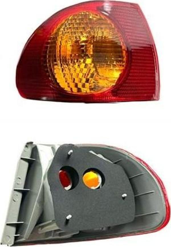 Toyota Corolla AE111 Dış Sol Stop Lambası 1999-2002 - Image 1