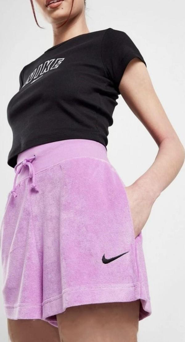 Nike Sportswear Terry French Havlu kumaş kadın şort - Image 1