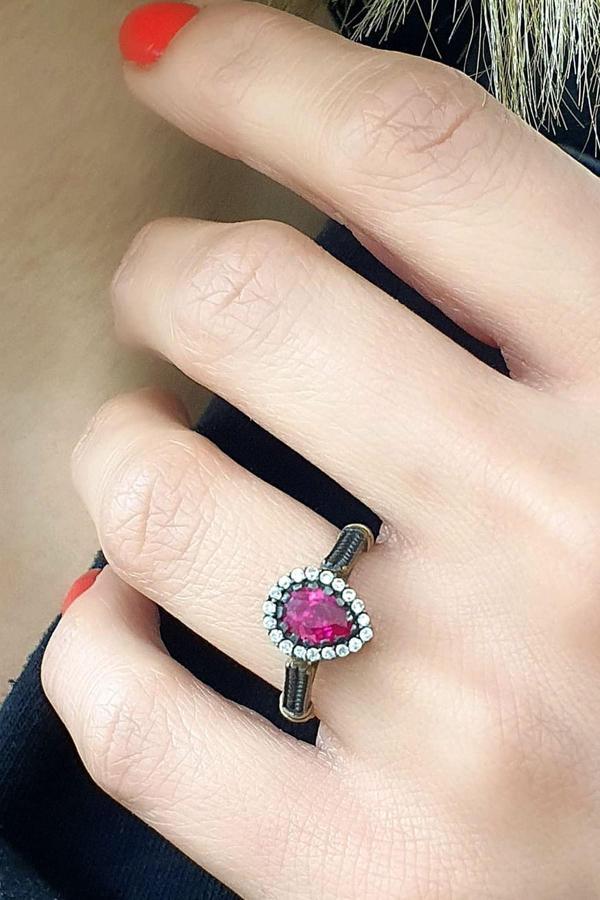 Pembe Zirkon Taşlı 925 Ayar Gümüş Damla Yüzük - Image 1
