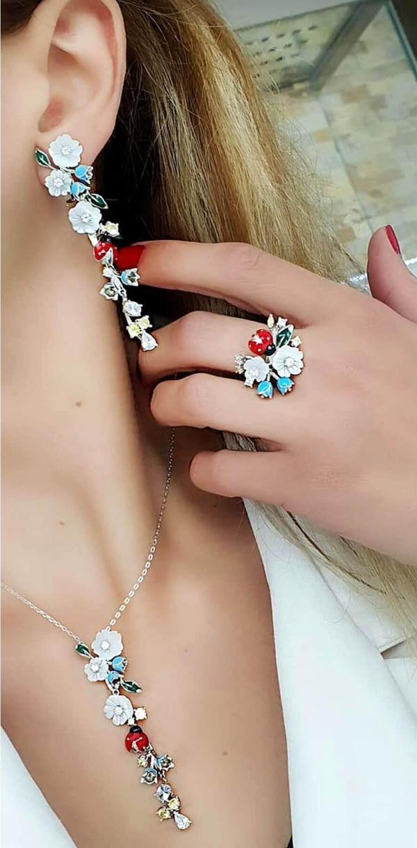 Mineli Uğur Böceği Detaylı Sedef İşlemeli Çiçekli 925Ayar Gümüş Tasarım Lüks Set Takım - Image 1