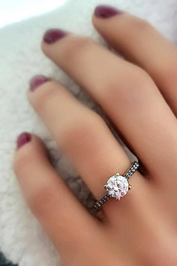 Rose Tırnak Detaylı Gümüş Tek Taş Yüzük - Image 1