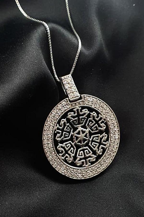 Zirkon Taş Detaylı İtalyan Tasarımı 925 Ayar Gümüş Lüks Madalyon Kolye - Image 1