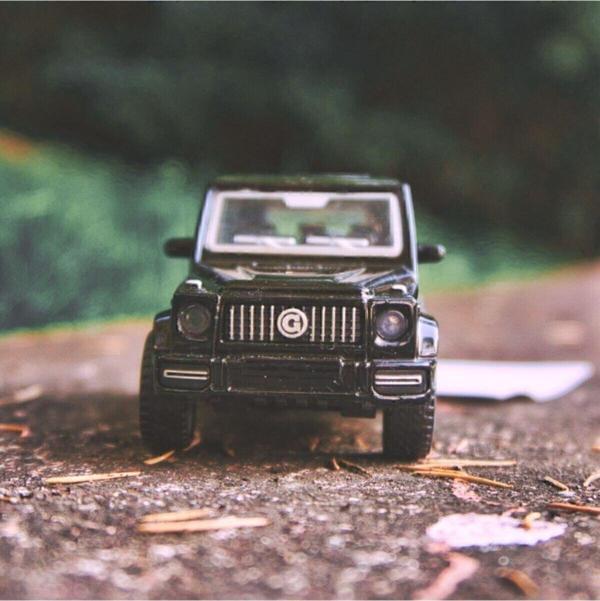 Hepsilazım Metal Oyuncak Araba Mercedes G 63 Model Araç 12Cm Jip Siyah - Image 1