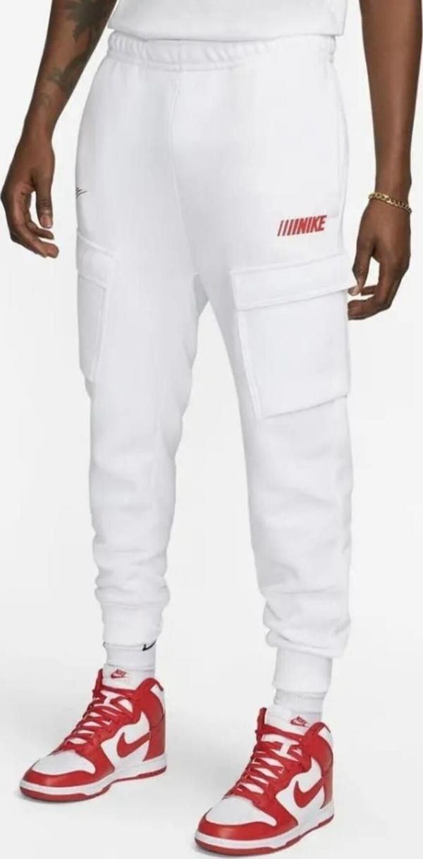 Nike Sportswear Standard Issue Fleece Cargo Erkek Beyaz Eşofman Altı - Image 1