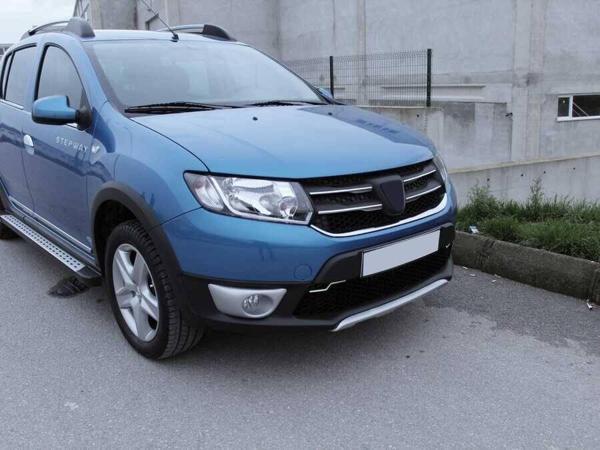 OMSA Dacia Sandero Stepway Krom Ön Panjur 4 Parça 2012-2020 Arası - Image 1