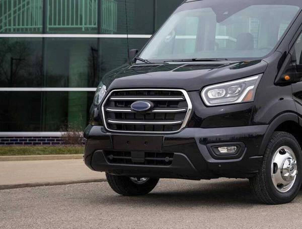 OMSA Ford Transit Krom Ön Panjur 4 Parça 2019 ve Sonrası - Image 1
