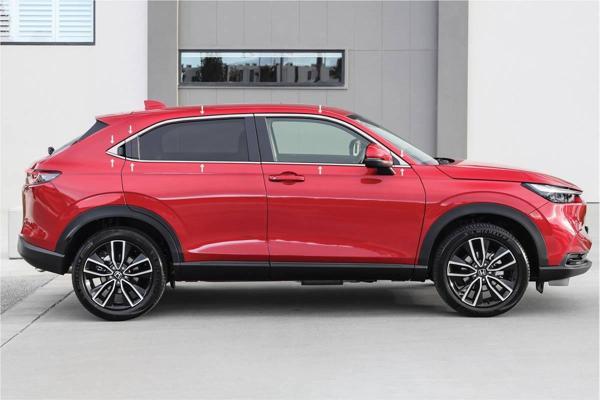OMSA Honda HR-V Krom Cam Çerçevesi 20 Parça 2021 ve Sonrası - Image 1