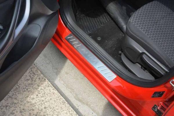 OMSA Opel Astra K Krom Kapı Eşiği 4 Parça 2015-2021 Arası - Image 1
