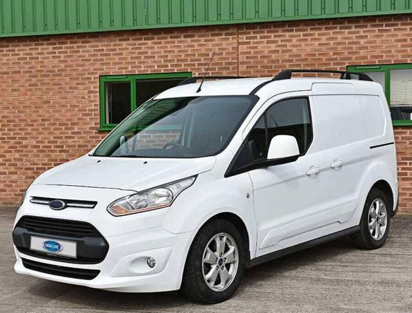 Ford Tourneo Connect Elegance Tavan Çıtası Siyah Kısa Şase 2014-2021 Arası - Image 1