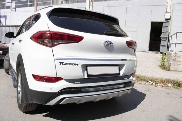 Hyundai Tucson Arka Tampon Eşiği Plastik Siyah 2015-2018 Arası - Image 1