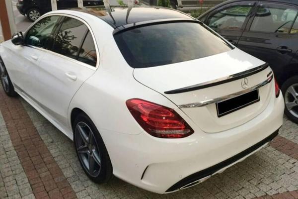 Mercedes C Class W205 Spoiler Piano Siyah Plastik 2014-2021 Arası - Image 1