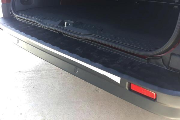 Renault Trafic 3 Arka Tampon Eşiği Plastik 2014 ve Sonrası - Image 1