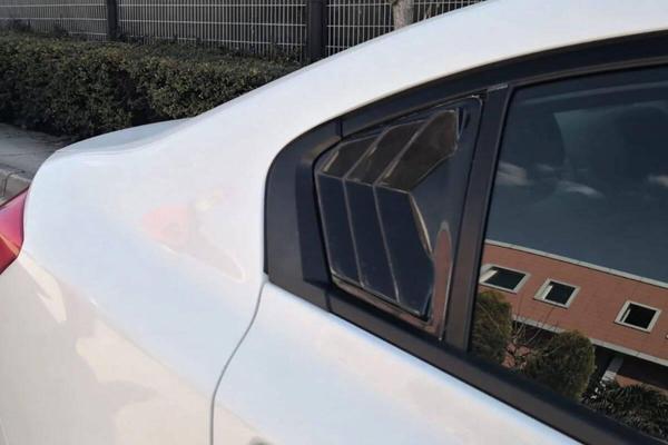 Honda Civic FB7 Arka Kelebek Kaplaması Abs 2012-2016 Arası - Image 1