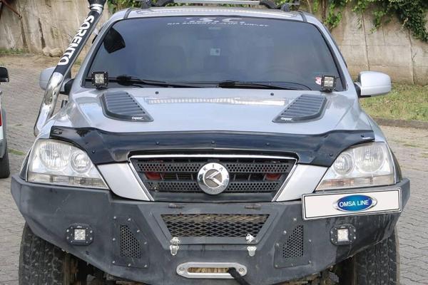 Kia Sorento Ön Kaput Rüzgarlığı 2002-2009 Arası - Image 1