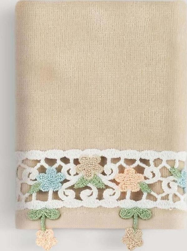 Arliva Home Alya Kadıfe Nakıslı Çeyız Havlusu Bej 30X50 - Image 1