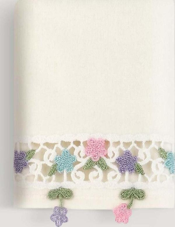 Arliva Home Alya Kadıfe Nakıslı Çeyız Havlusu Krem 50X85 - Image 1