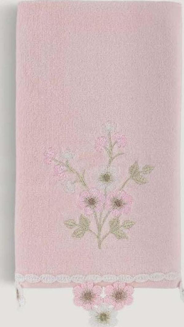 Arliva Home Kadife Nakışlı Çeyiz Havlusu Pudra 30X50 Cm - Image 1