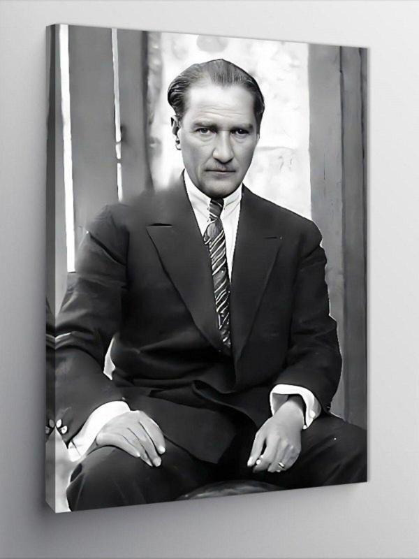 Ekart Kanvas Tablo Mustafa Kemal Atatürk - Image 1