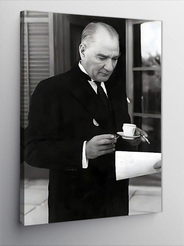 Ekart Kanvas Tablo Mustafa Kemal Atatürk Kahve İçerken - Image 1
