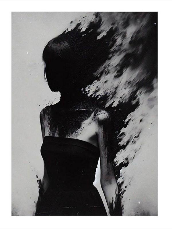 Ekart Siyah Elbiseli Soyut Kadın Hediyelik Mdf Tablo 35 cm x 50 cm - Image 1