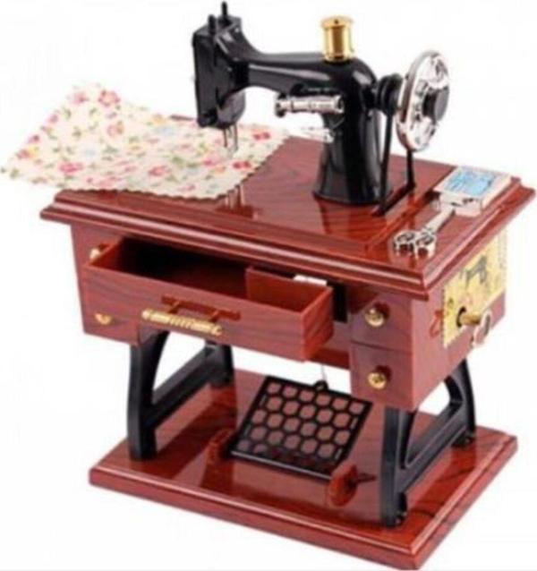 Mobgift Dikiş Makinesi Şeklinde Müzik Kutusu - Image 1