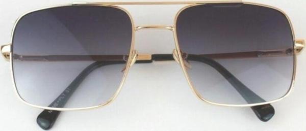 Mobgift Gold Metal Çerçeveli Siyah Camlı Kare Köşeli Unisex Güneş Gözlüğü - Image 1