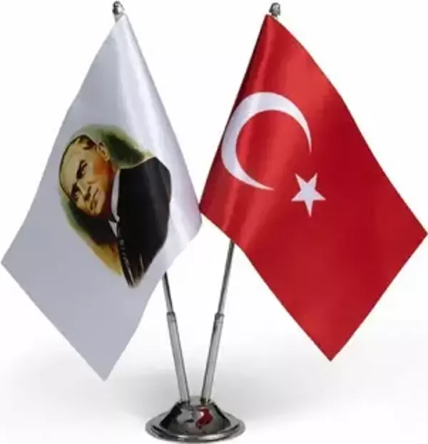 Çiftli Atatürk Poster ve Türk Bayrağı Masa Bayraği
 - Image 1